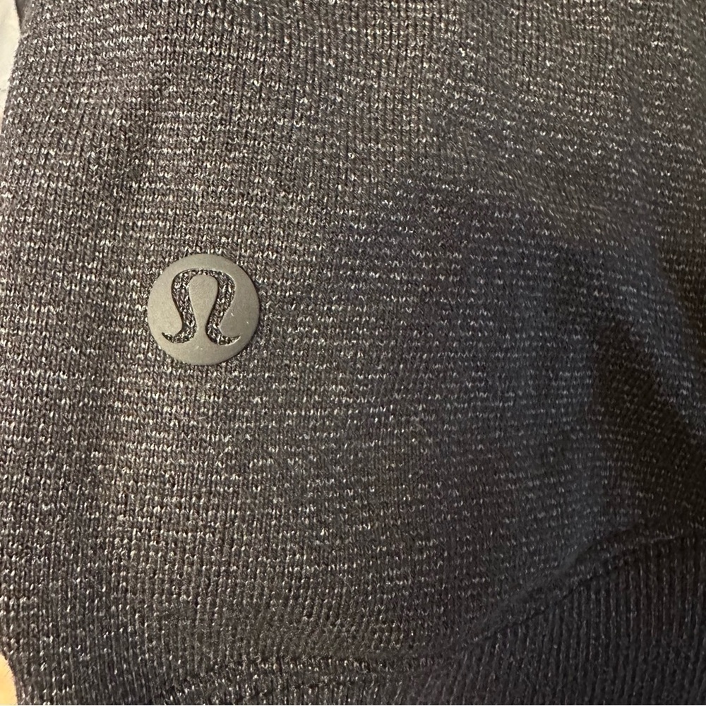 Lululemon Loungeful Cropped Hoodie *Spark unsure of size 4/S  (j6) - Picture 2 of 10